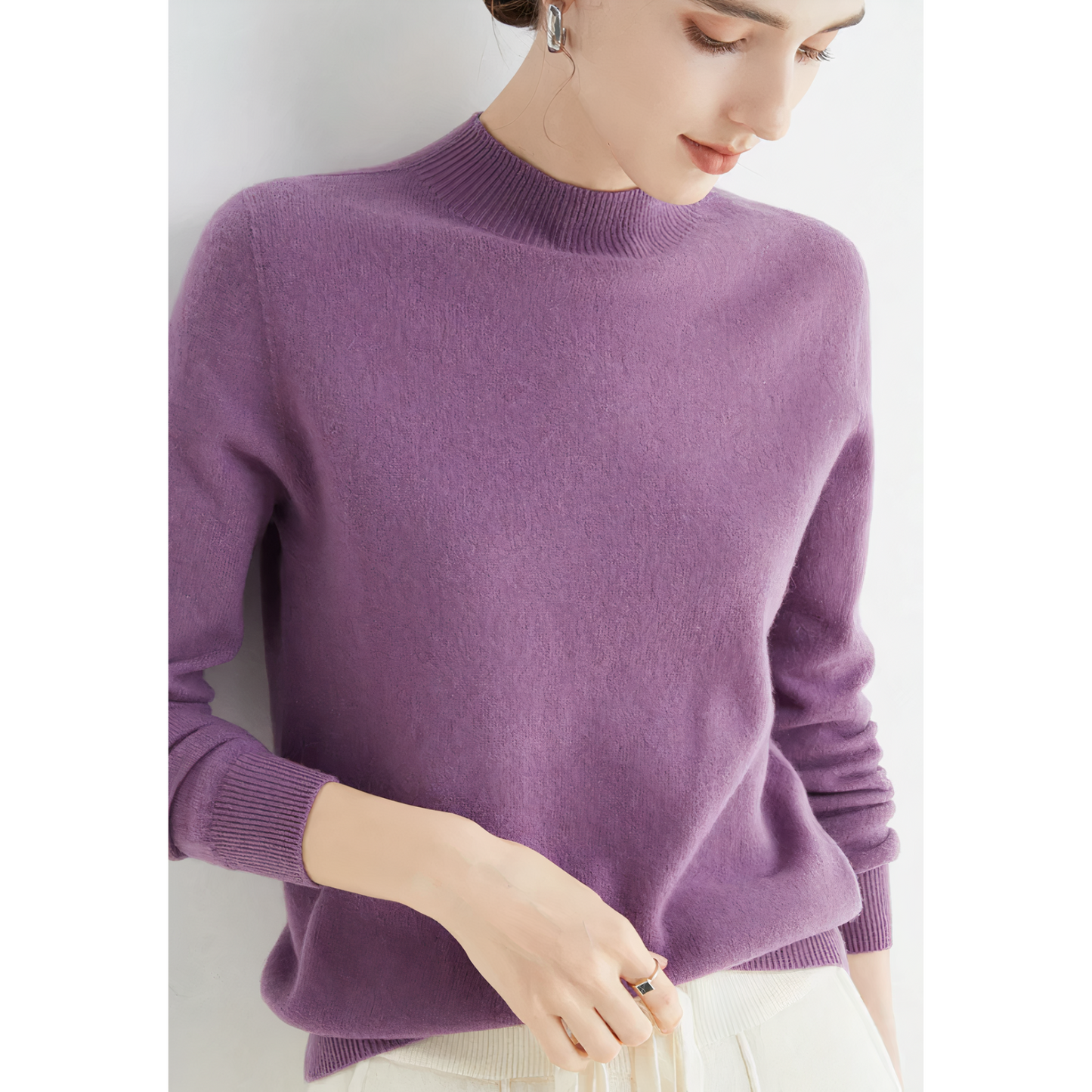 Soft Women's Cashmere Crew Neck Sweater Evelina