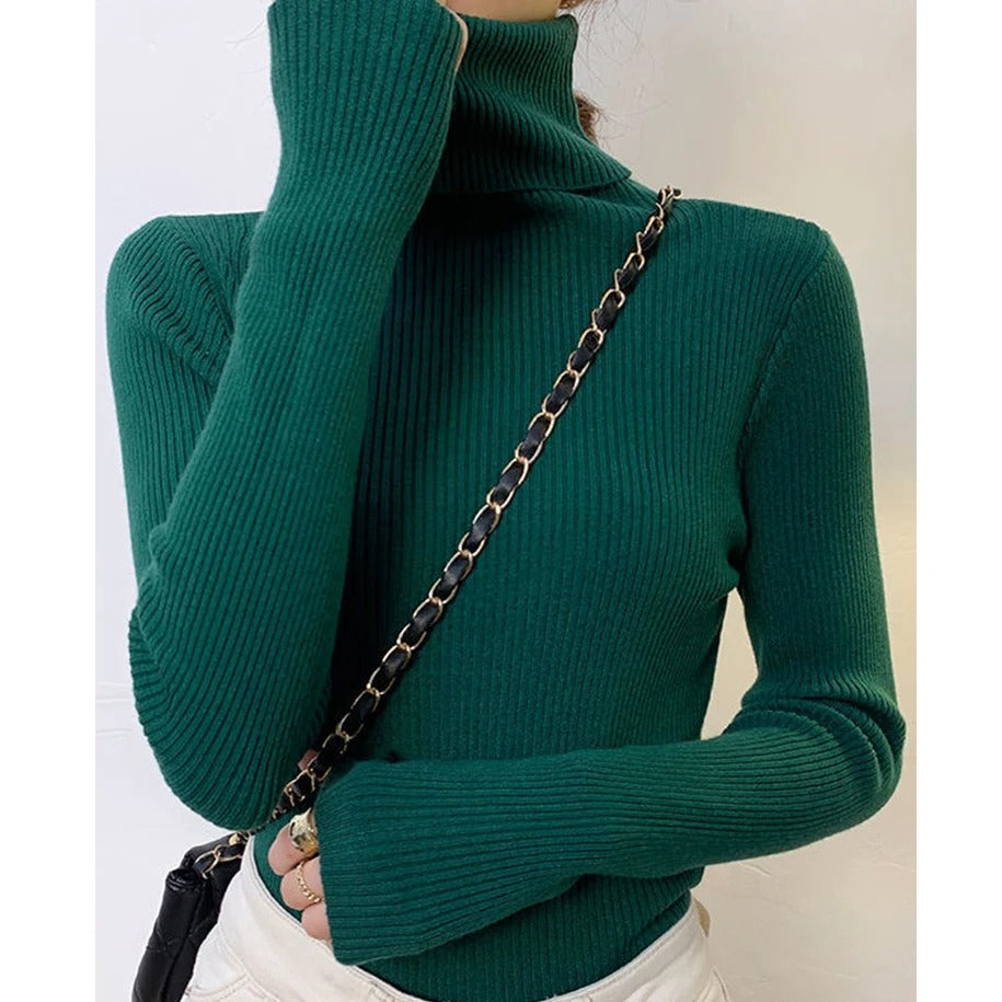 Soft Women's Turtleneck Cashmere Sweater