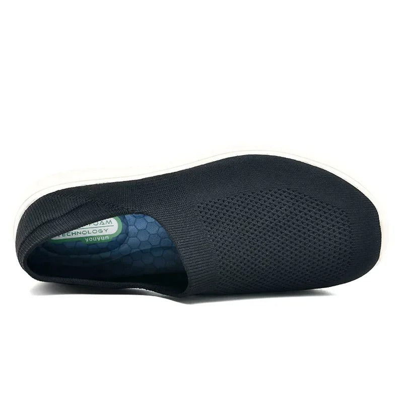 Comfortable Wide Fit Men's Walking Shoes