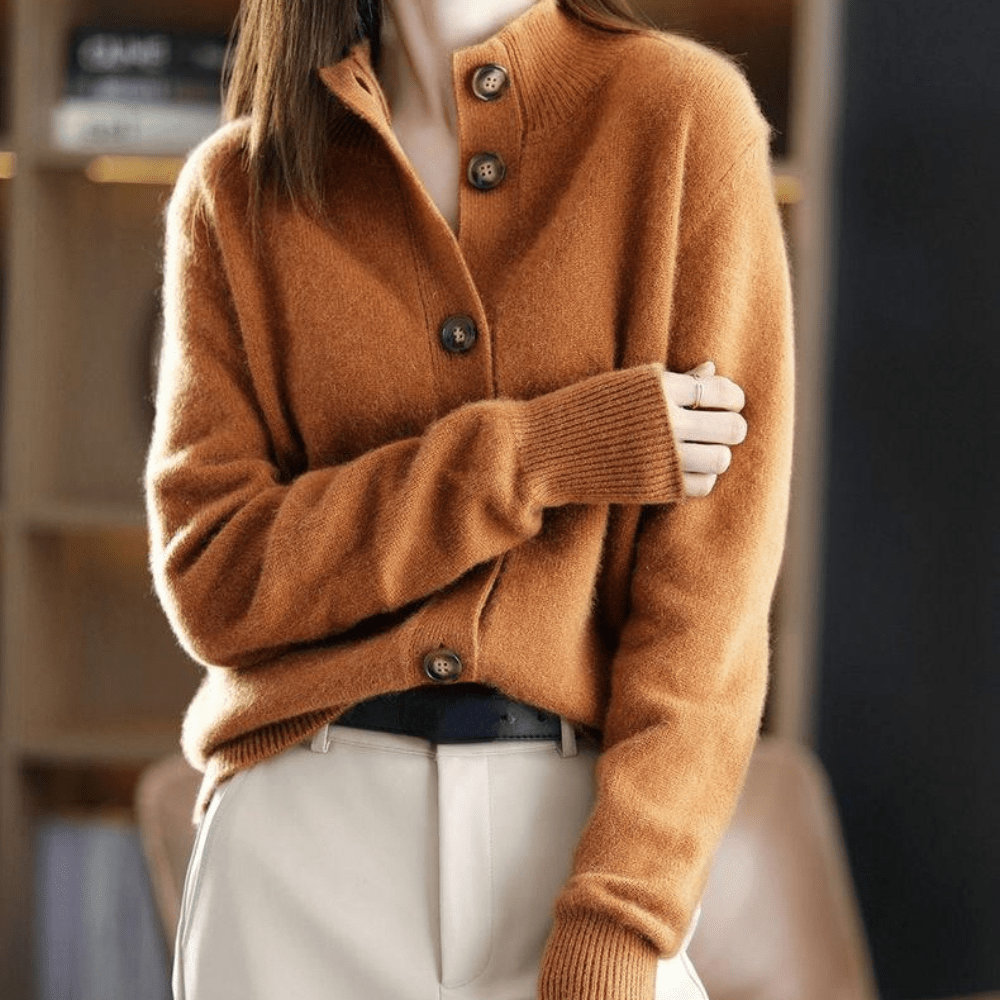 Cozy Women's Cashmere Sweater - Warm & Classic Cardigan