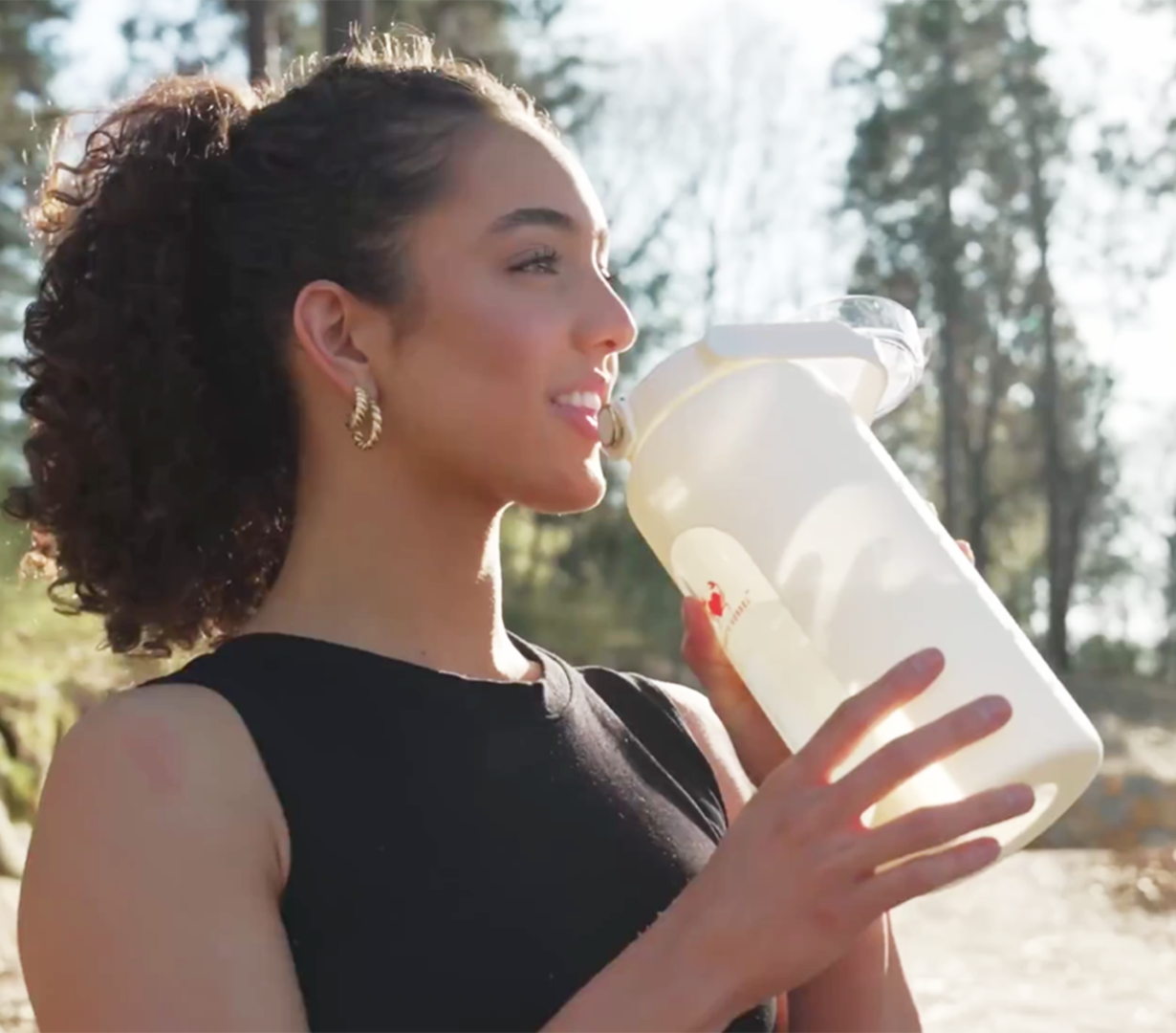 Tough 64oz Insulated Water Bottle - OutfitLondon