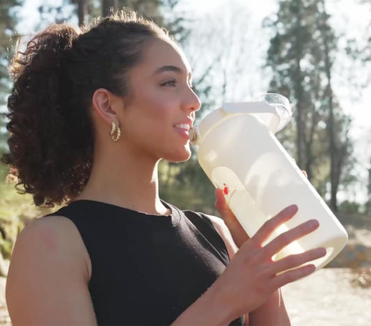 Tough 64oz Insulated Water Bottle - OutfitLondon