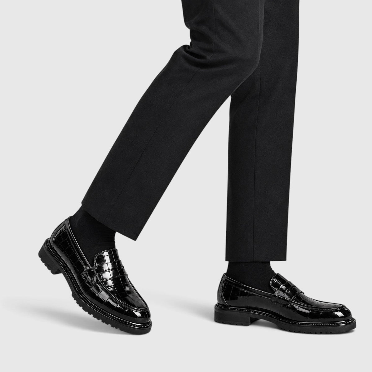 Men's Stylish PU Leather Platform Loafers Slip-On Shoes