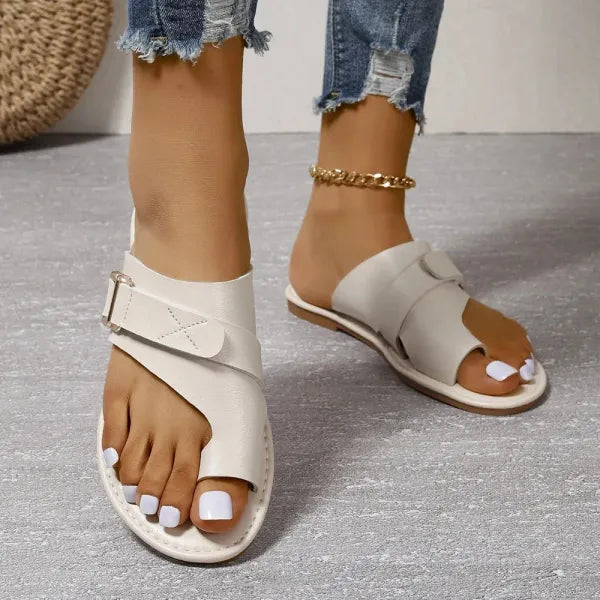 Comfortable Leather Flat Sandals for Women