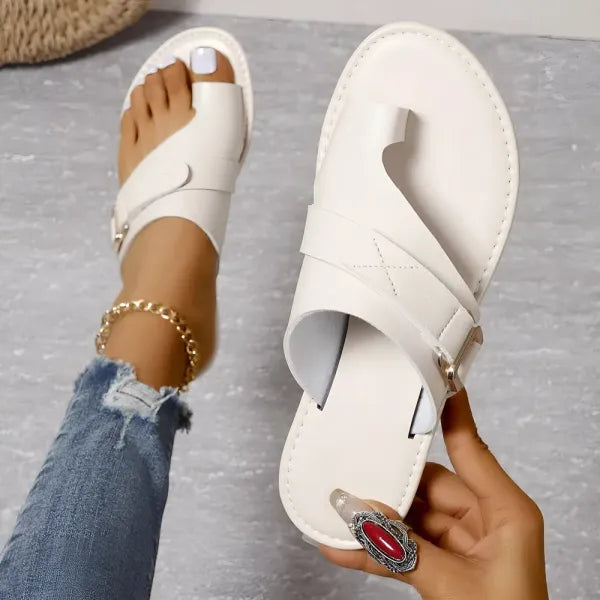 Comfortable Leather Flat Sandals for Women