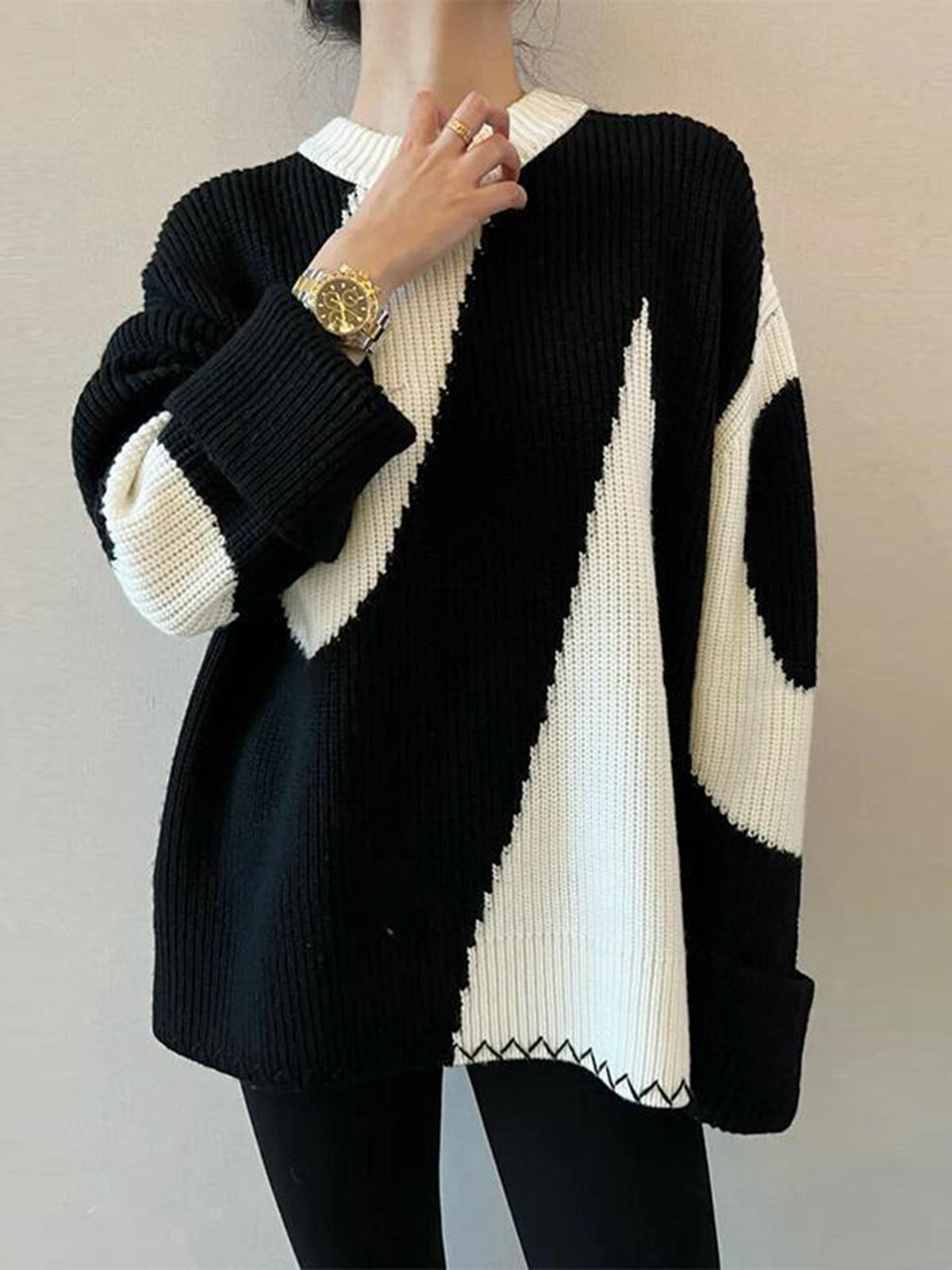 Large Animal Print Crew Neck Sweater for Women - OutfitLondon