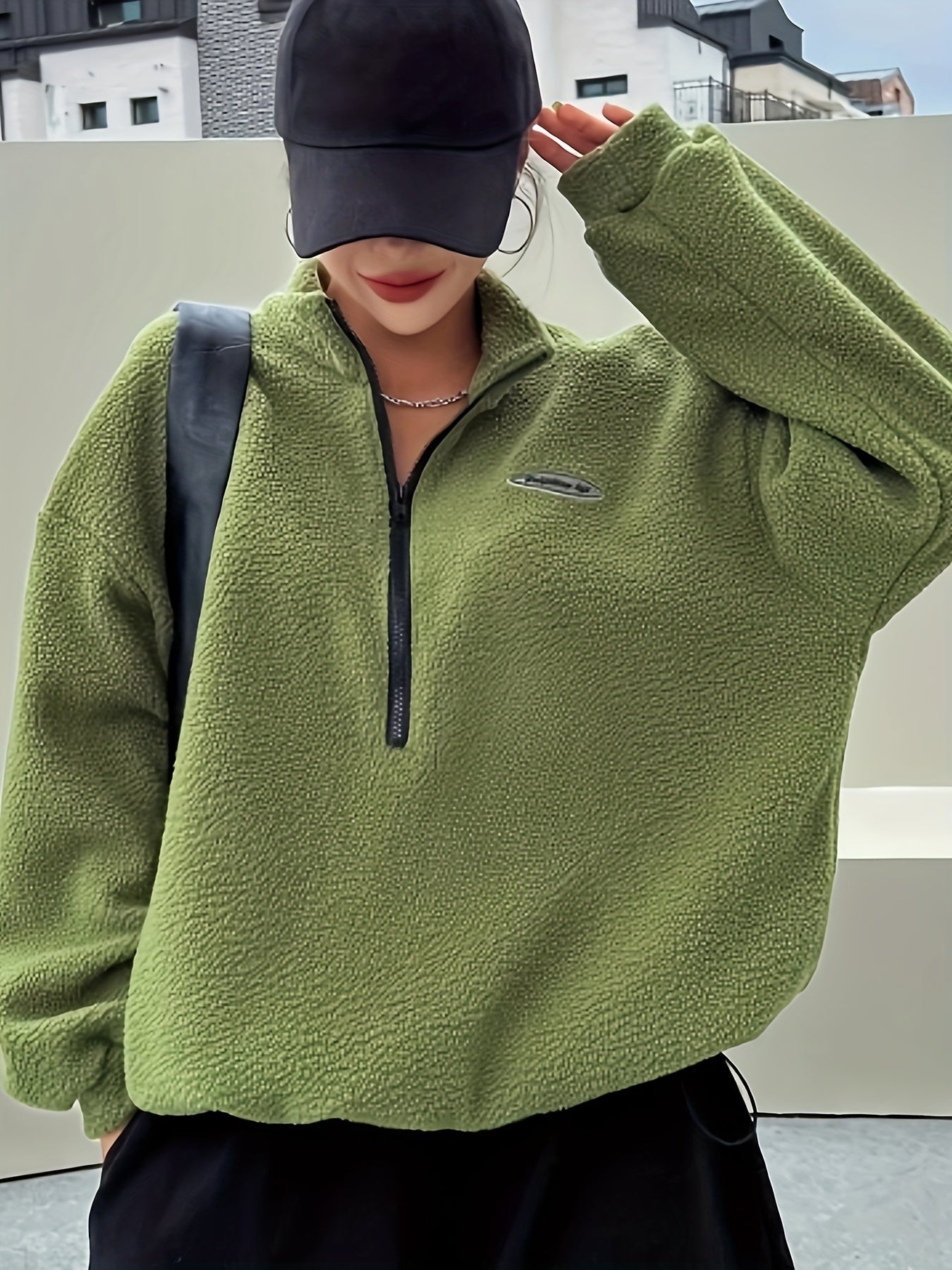 Simple Crew Neck Fleece Pullover – Nina