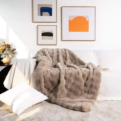Soft Faux Fur Heavy Throw Blanket - OutfitLondon
