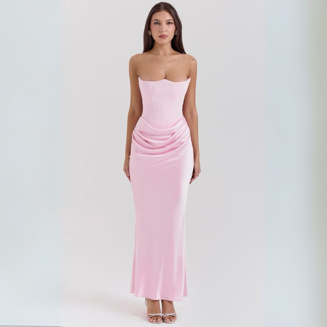Elegant Sleeveless Lace Maxi Dress for Women - OutfitLondon