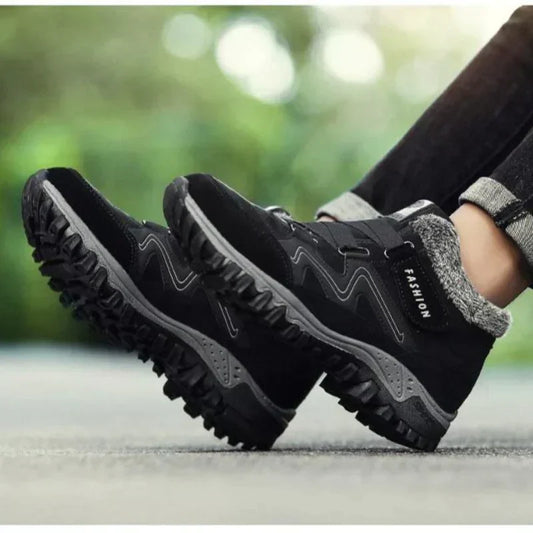 Ladies Insulated Snow Boots with Fleece Lining - OutfitLondon
