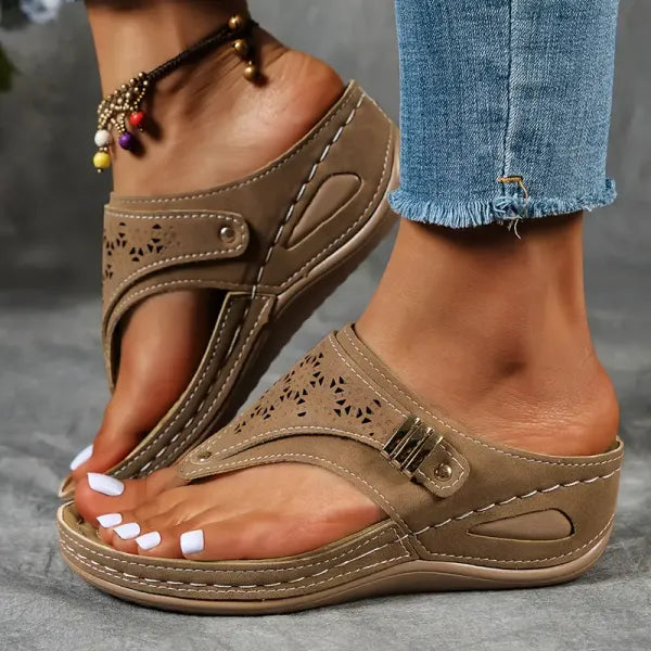 Supportive Contoured Summer Wedge Sandals for Women - OutfitLondon