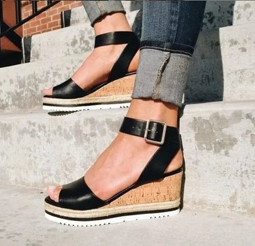 Relaxed Fit Flat Summer Sandals