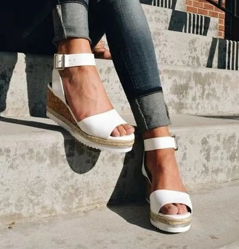 Relaxed Fit Flat Summer Sandals