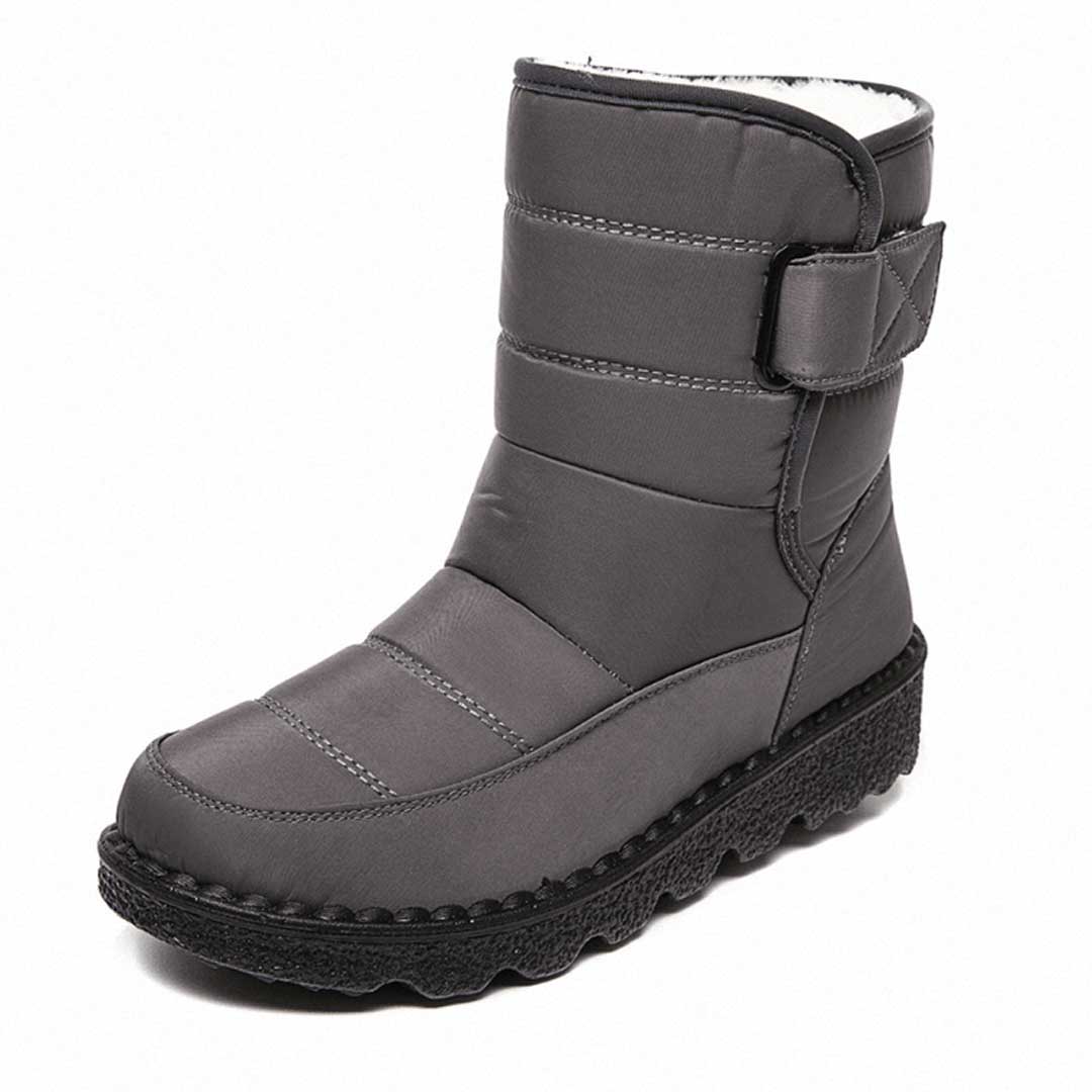Insulated Women's Snow Boots for Cold Weather