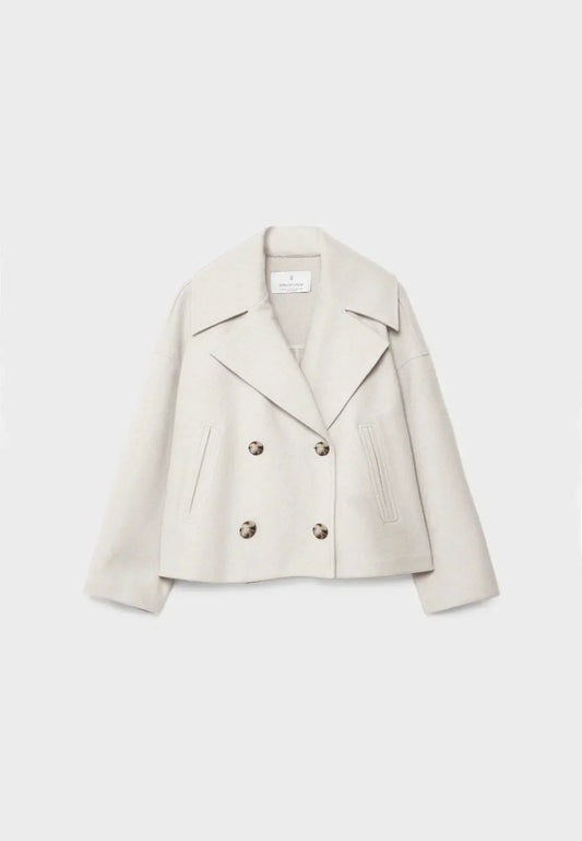 Timeless Tailored Petite Ladies Blazer - OutfitLondon