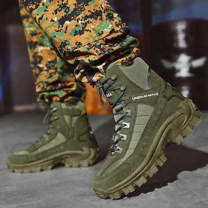 Rugged Outdoor Heavy Duty Work Boots