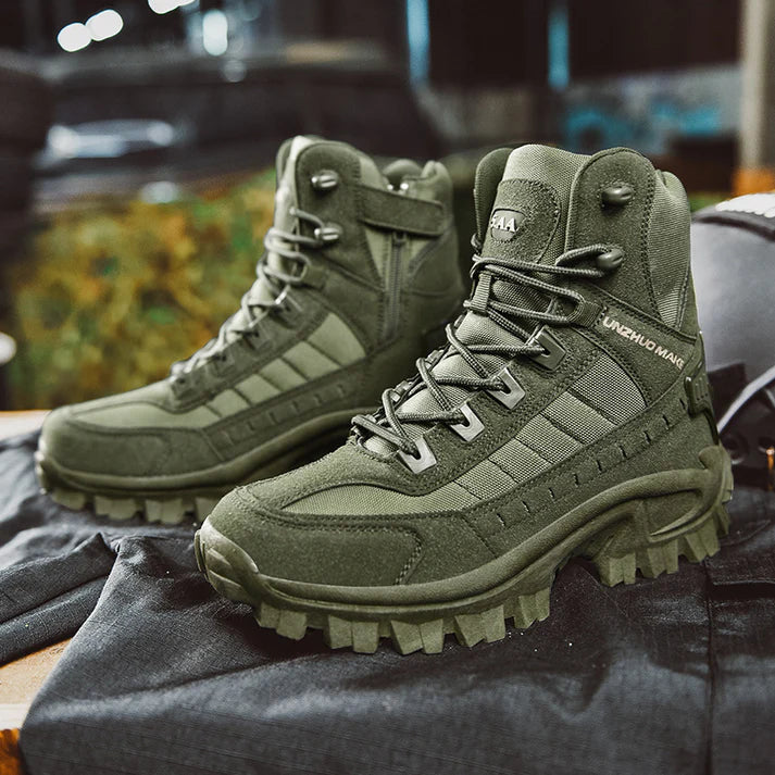 Rugged Outdoor Heavy Duty Work Boots