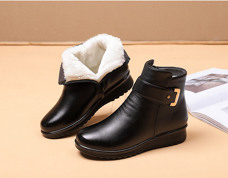 Cozy Snow Boots for Cold Weather