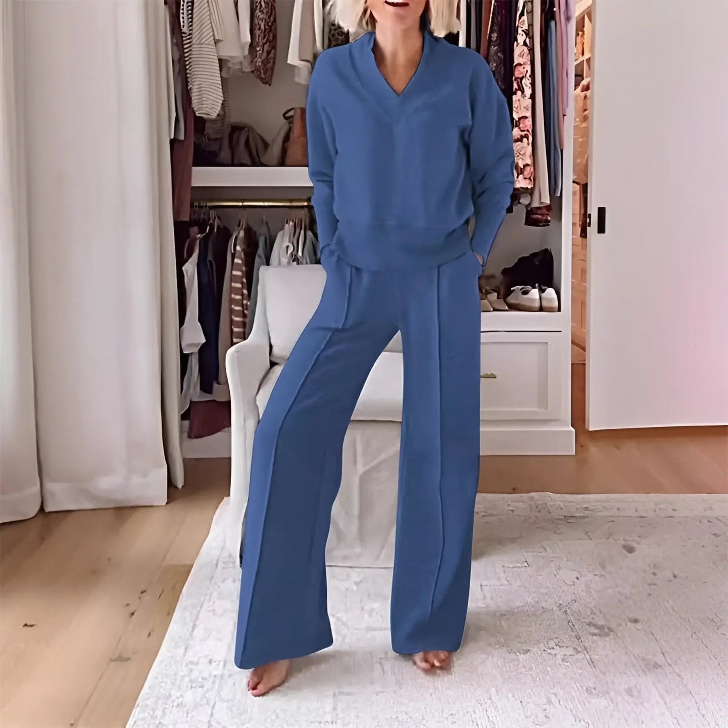 Women's 2-Piece Athletic Tracksuit Set
