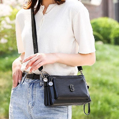 Chic Leather Shoulder Bag Sienna