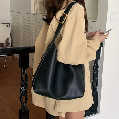 Classic Daily Shoulder Handbag