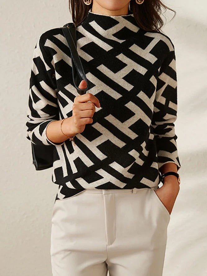 Fashionable Ladies Knitted Pullover