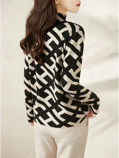 Fashionable Ladies Knitted Pullover