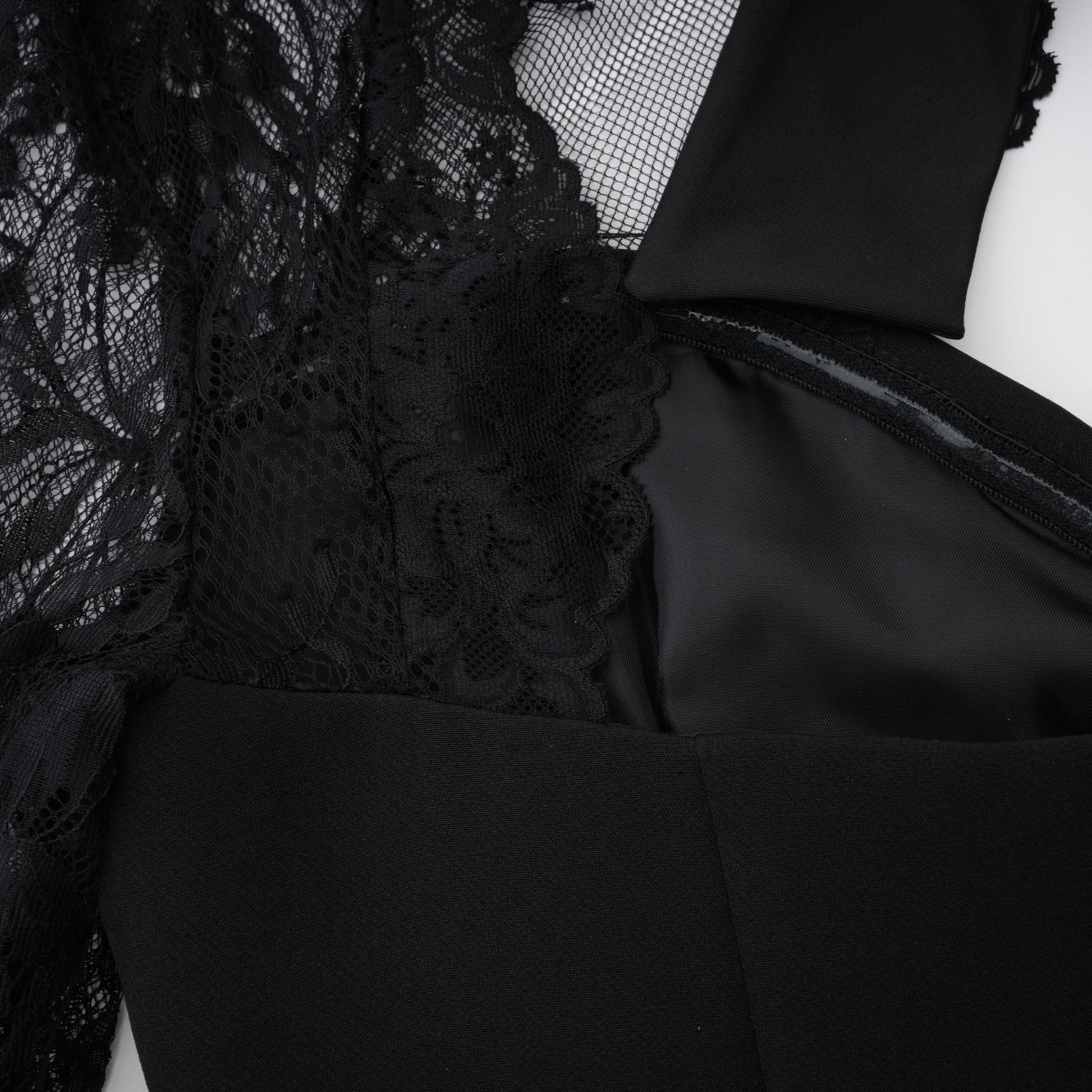 Sydney | Fitted Lace Panel Maxi Dress Concert Outfit