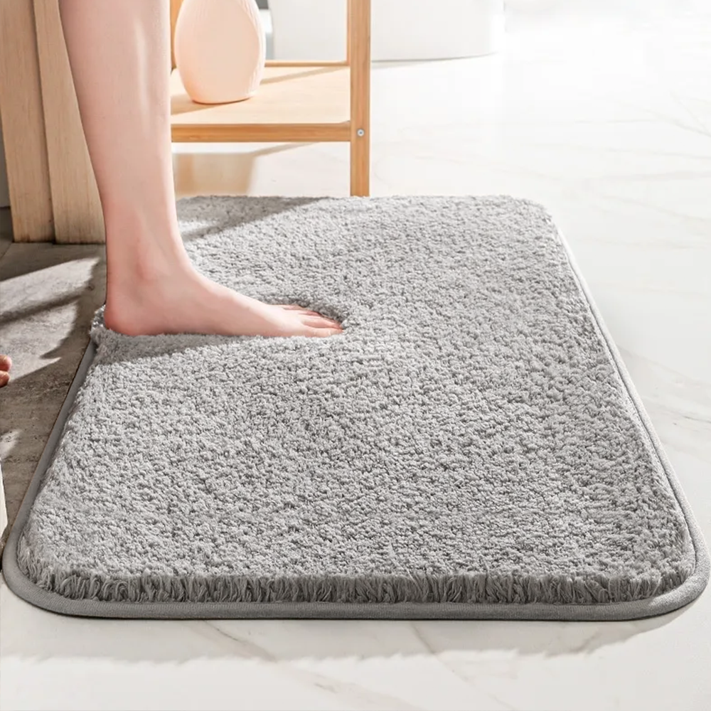 Plush Comfort Bathroom Rug with Thick Pile Cushioning - OutfitLondon