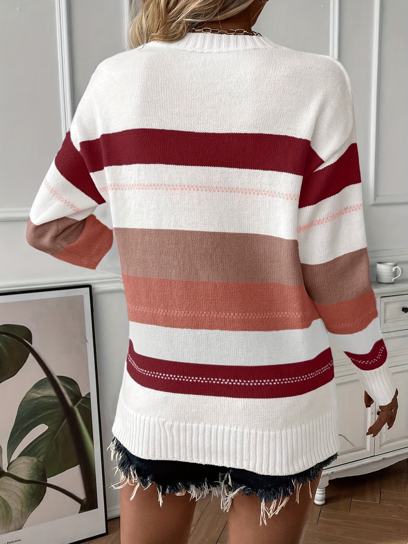 Fashionable Multicolour Crew Neck Sweater