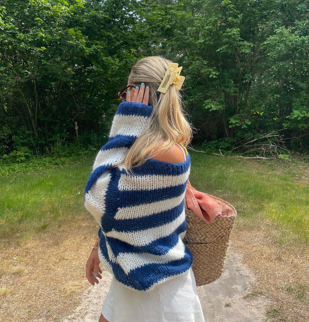 Fashionable Cable Women's Sweater