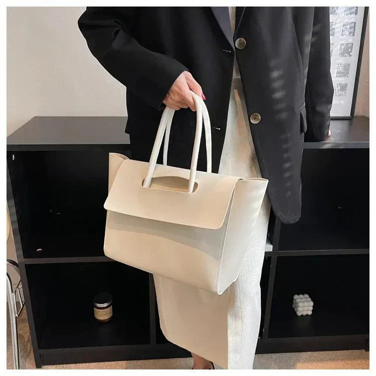 Fashionable City Shopper Bag