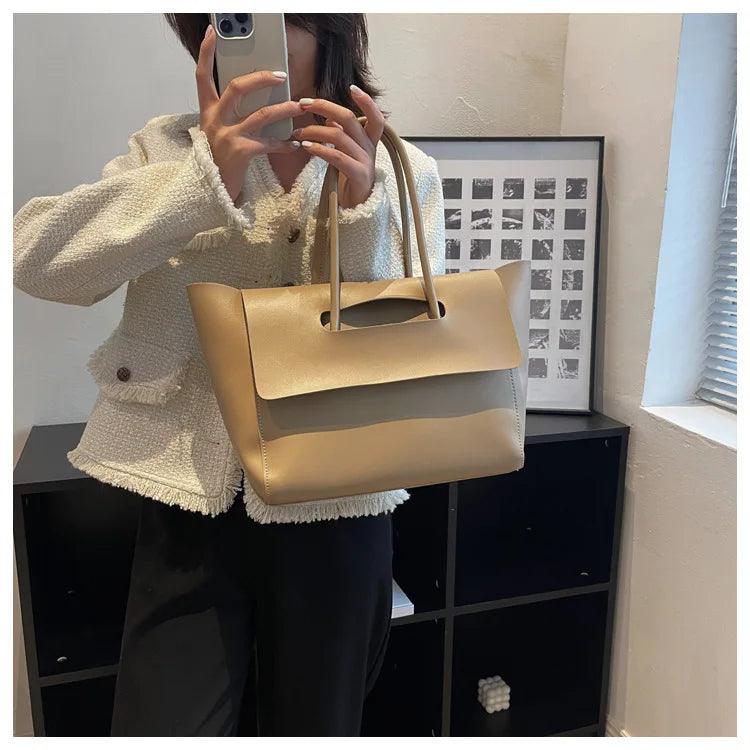 Fashionable City Shopper Bag