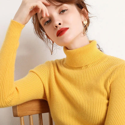 Soft Women's Turtleneck Cashmere Sweater