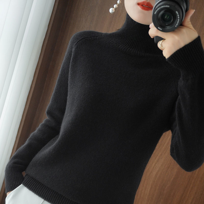 Cozy Women's Turtleneck Sweater Celeste