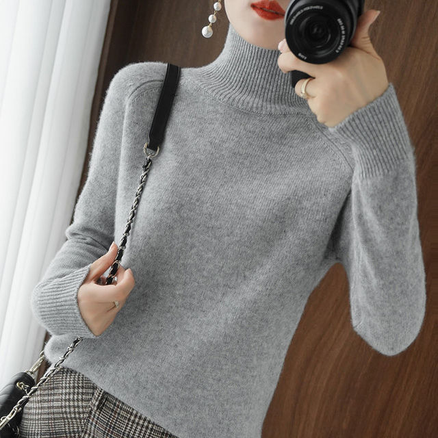 Cozy Women's Turtleneck Sweater Celeste