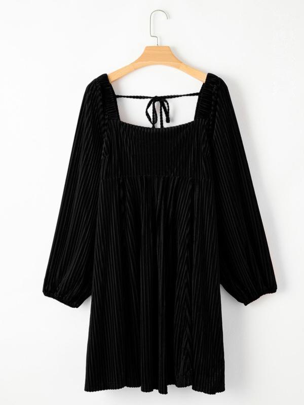 Elegant Long Sleeve A-Line Dress with Square Neckline