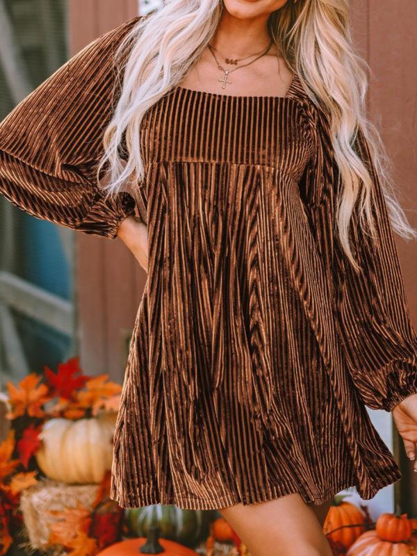 Elegant Long Sleeve A-Line Dress with Square Neckline